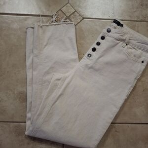 Elegant Cream Cropped Jeans with Button Detail